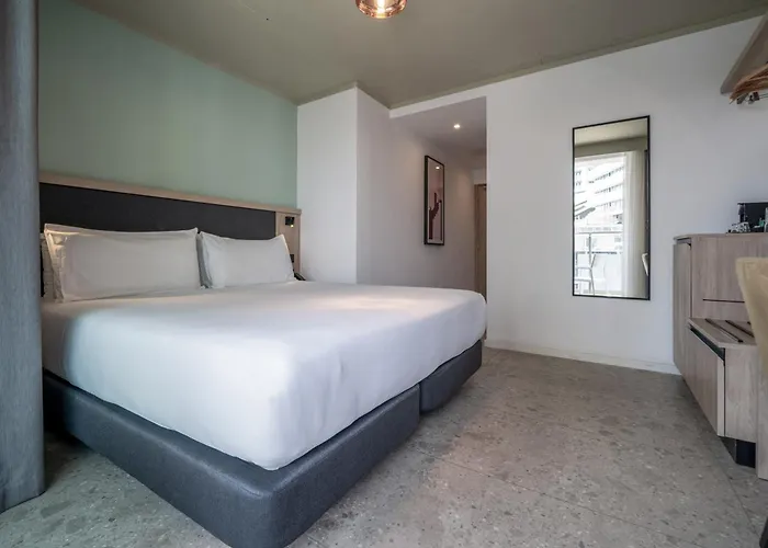 Hotel Mistral Affiliated By Melia Saint Julian's