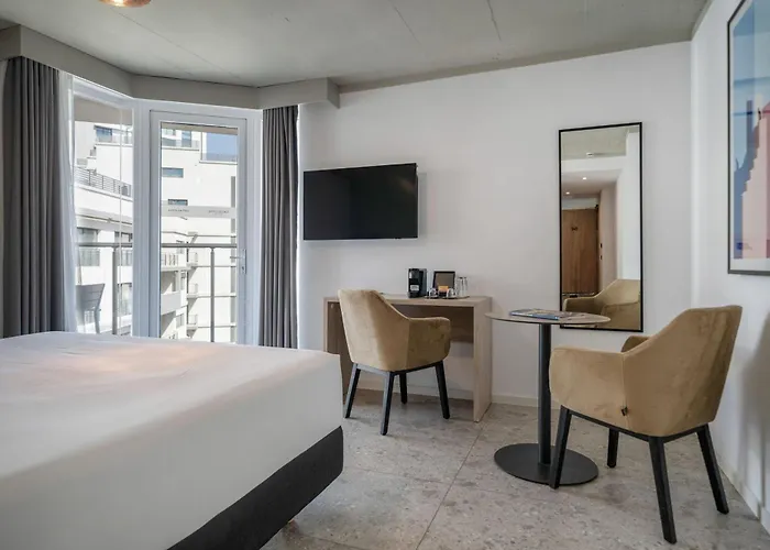 Mistral Affiliated By Melia 3* Saint Julian's