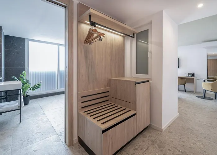 Hotel Mistral Affiliated By Melia Saint Julian's