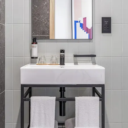 Hotell Mistral St Julian's, Affiliated By Melia 3*