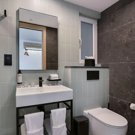 Mistral St Julian's, Affiliated By Melia