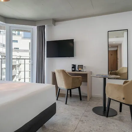 Hotell Mistral St Julian's, Affiliated By Melia 3*