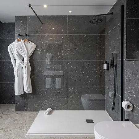 Mistral St Julian's, Affiliated By Melia מלון 3*