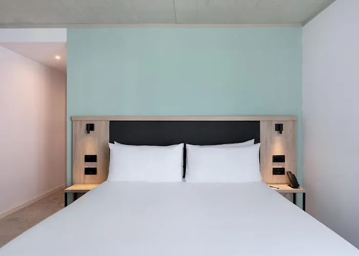 Mistral Affiliated By Melia Otel Saint Julian's