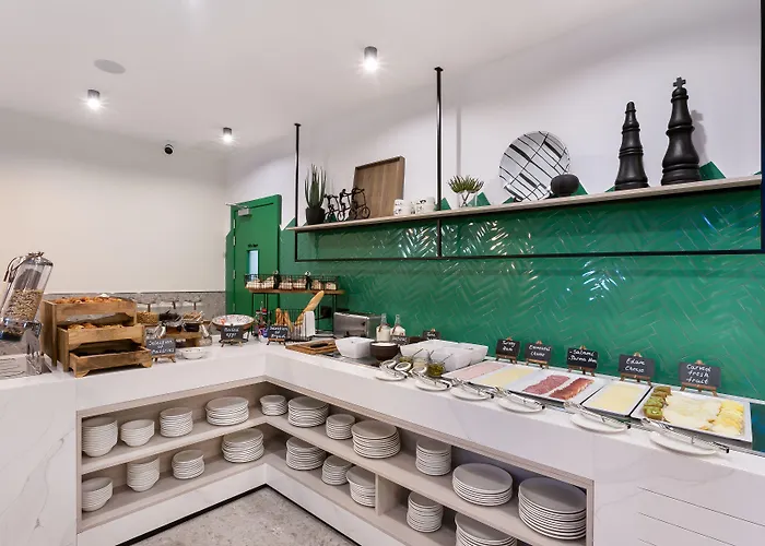 Otel Mistral Affiliated By Melia Saint Julian's